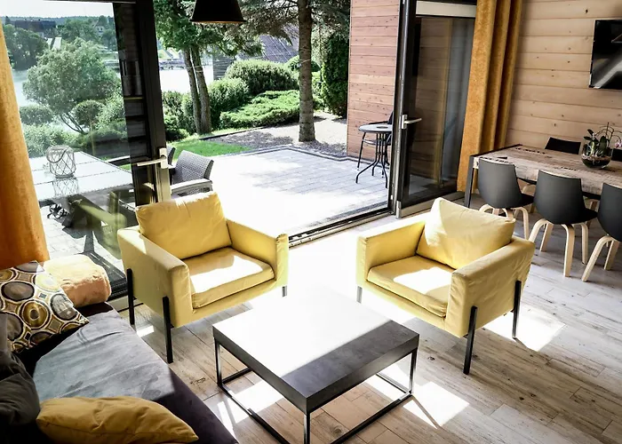 Semesterbostad Klimatyczny Nad Brzegiem Jeziora Stężyca